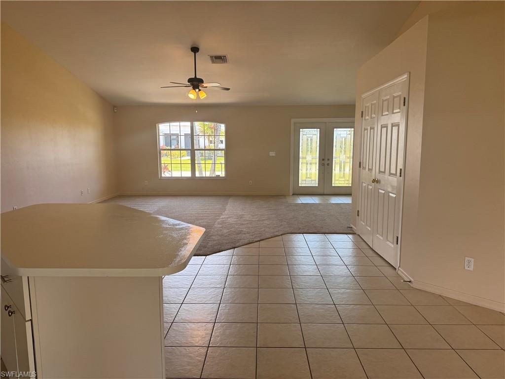 1209 Sw 39th St Property Photo 4