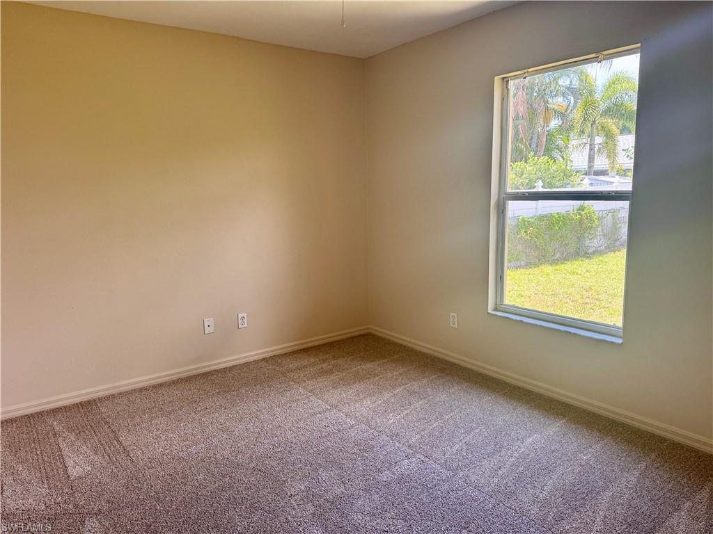 1209 Sw 39th St Property Photo 17