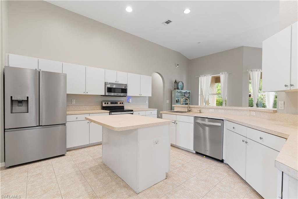 16800 Colony Lakes Blvd Property Photo 8