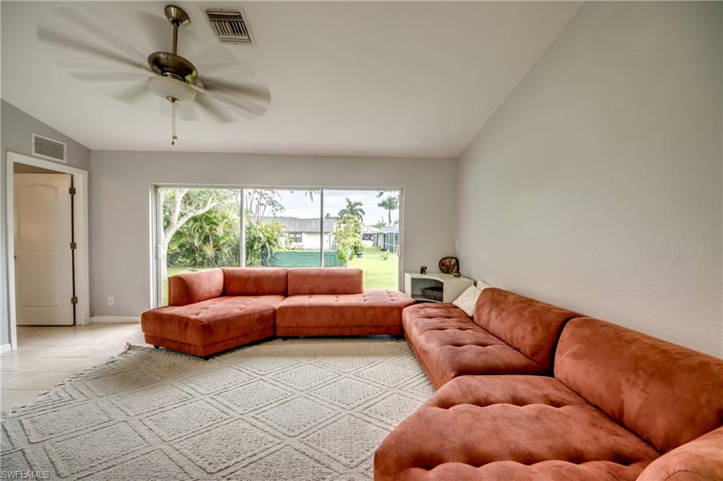 625 Sw 11th Ter Property Photo 18