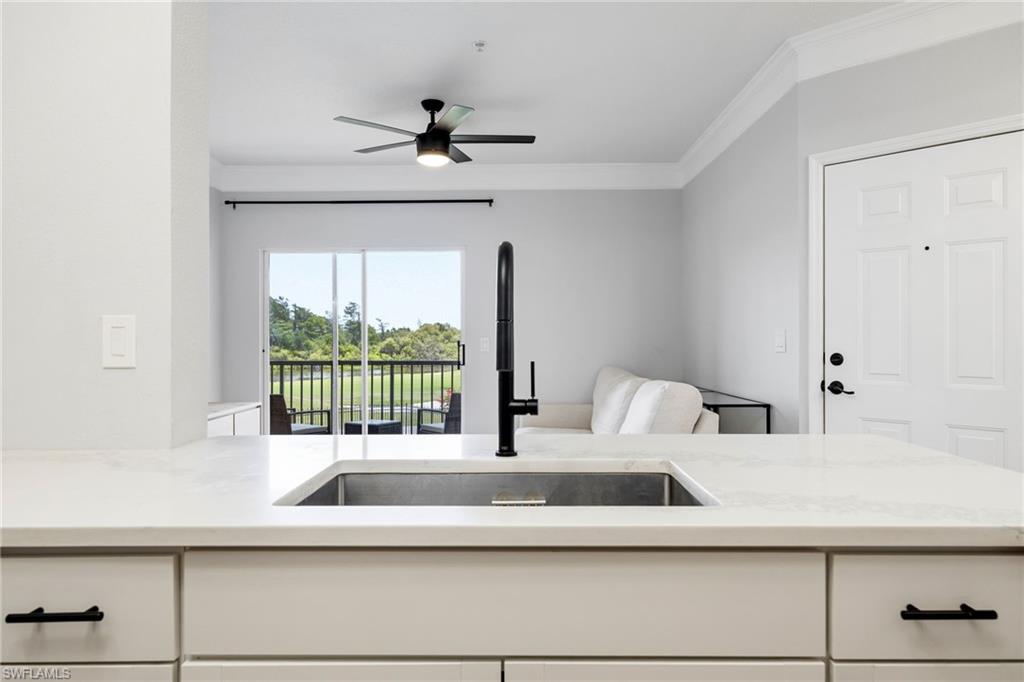 11480 Villa Grand 116 Property Photo 8