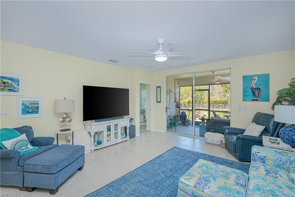 25104 E Lenox Cir Property Photo 14
