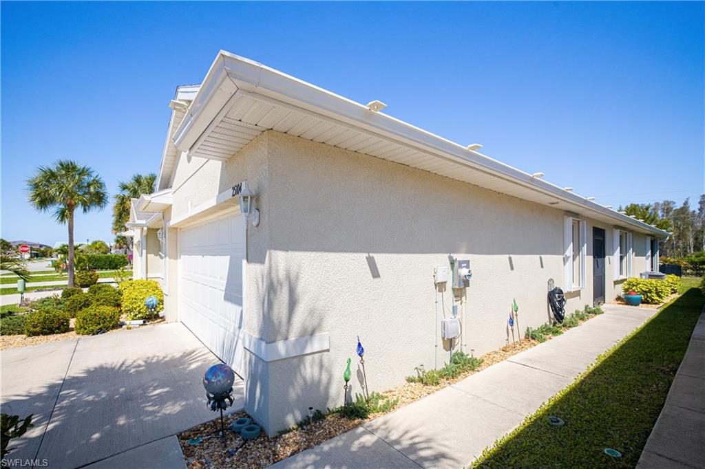 25104 E Lenox Cir Property Photo 44