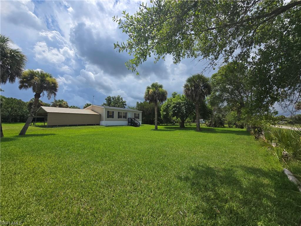 1163 Saddle Ln Property Photo 3