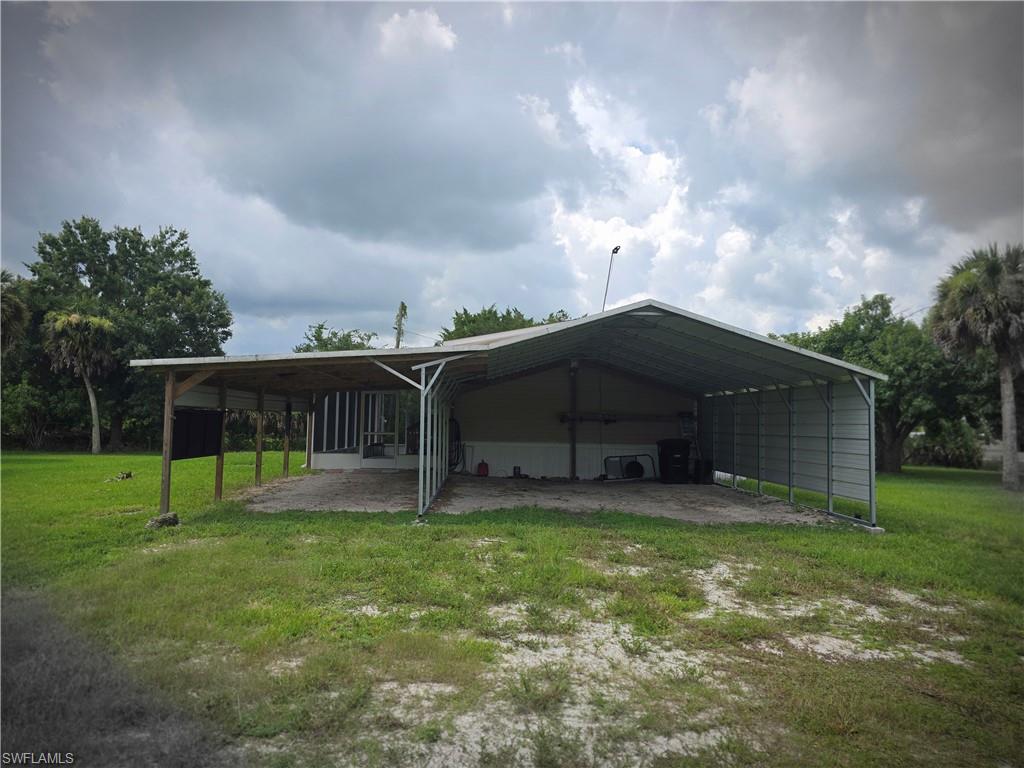 1163 Saddle Ln Property Photo 5