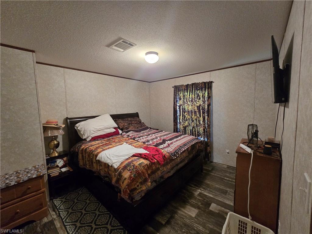 1163 Saddle Ln Property Photo 17