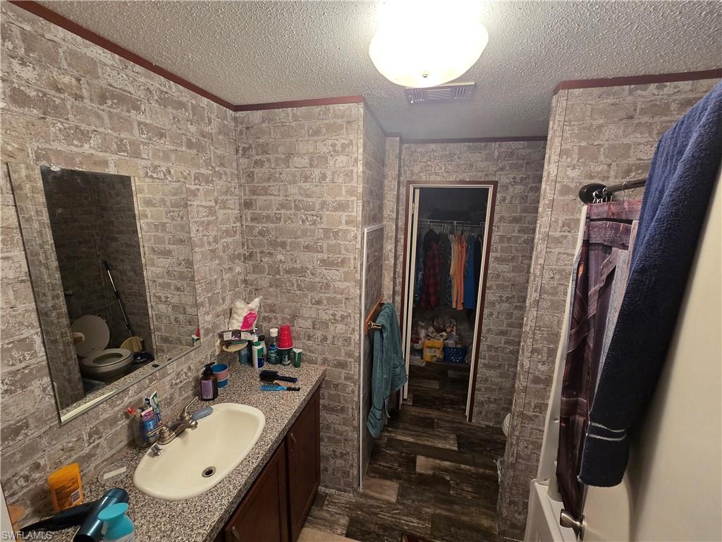 1163 Saddle Ln Property Photo 19