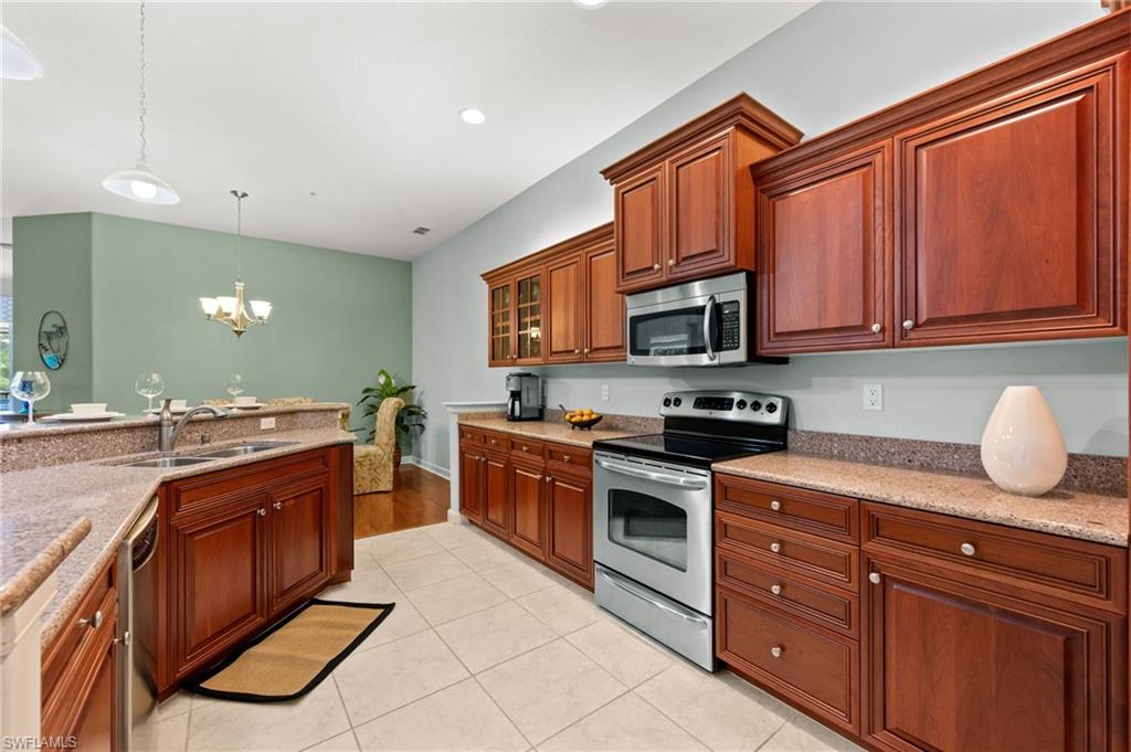 8641 Piazza Del Lago Cir 201 Property Photo 16