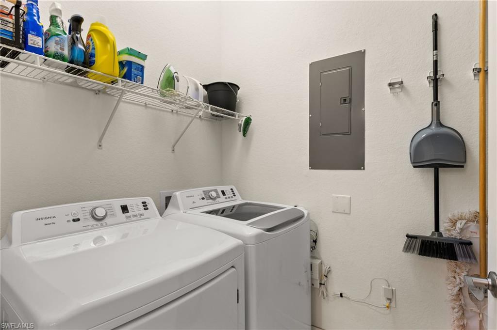 8641 Piazza Del Lago Cir 201 Property Photo 17