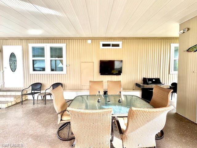 5520 Colonial Rd Property Photo 25