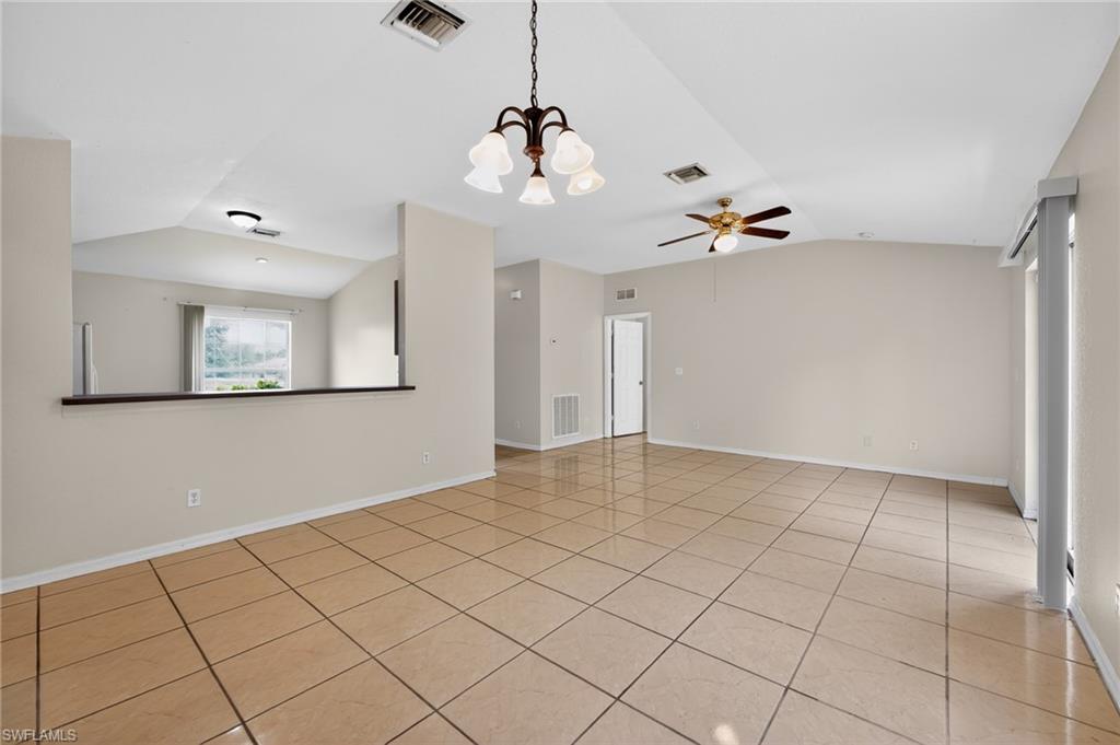 446 Windermere Dr Property Photo 6