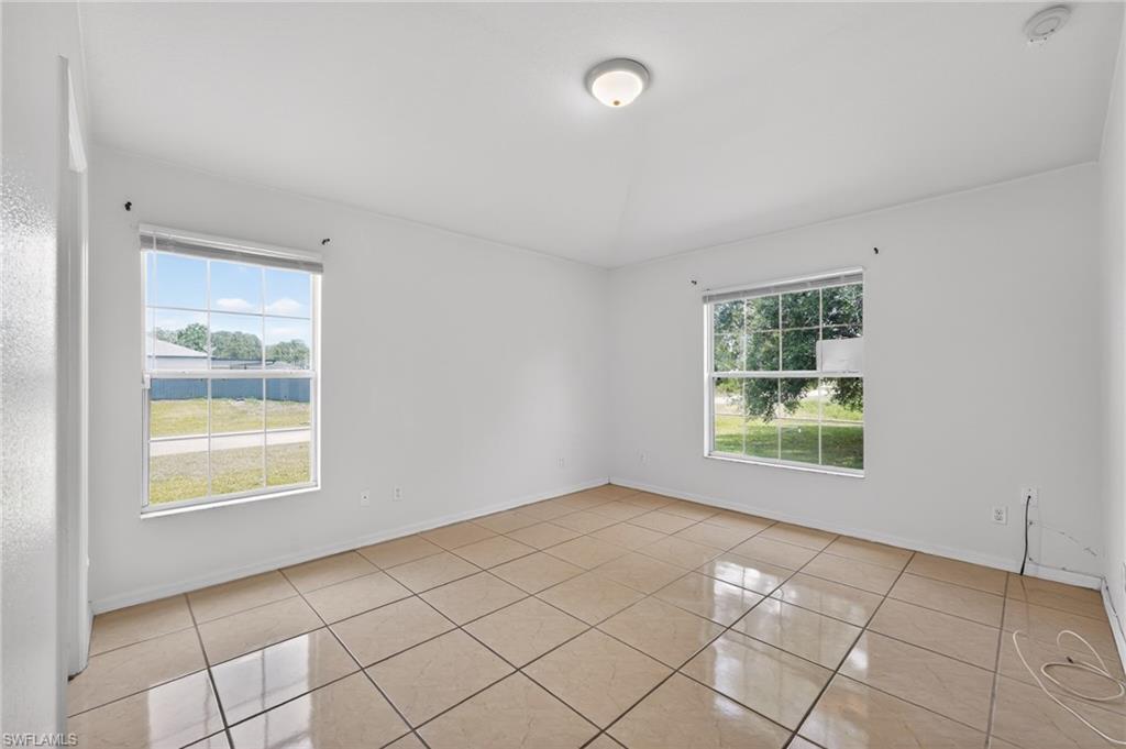 446 Windermere Dr Property Photo 22