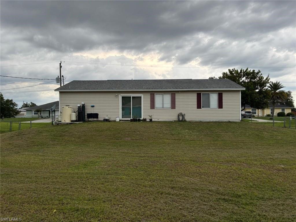 3409 23rd St W Property Photo 6