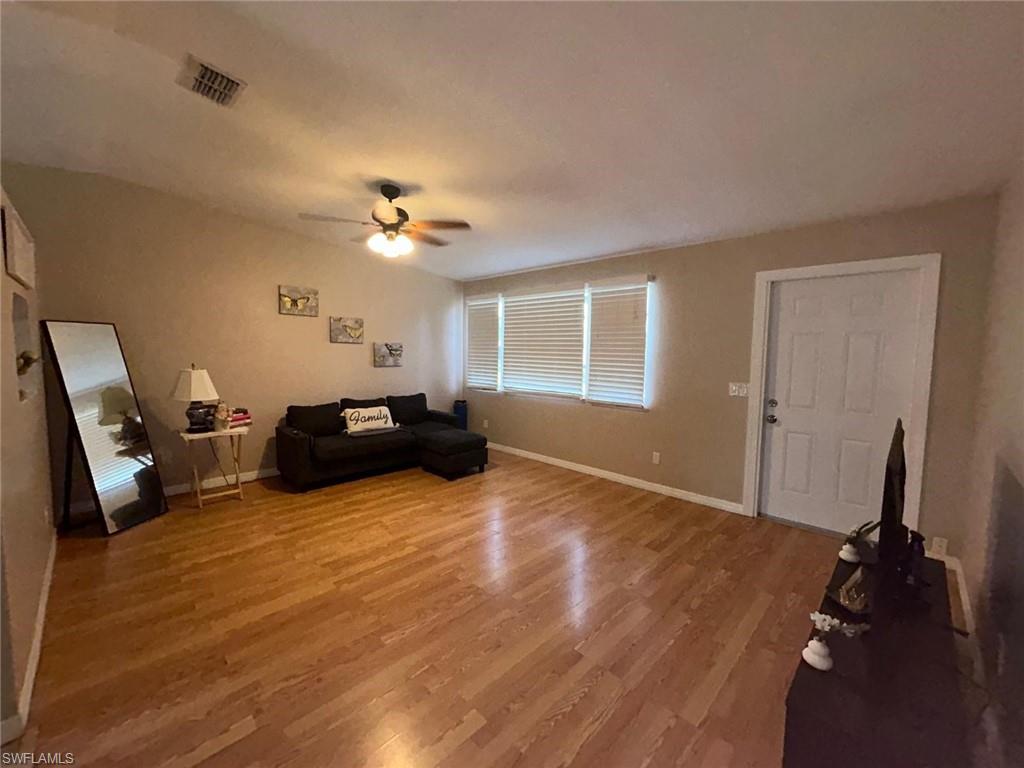 3409 23rd St W Property Photo 7
