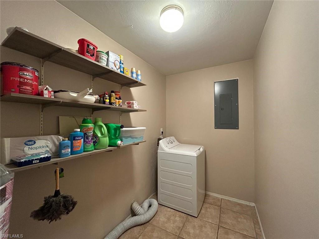 3409 23rd St W Property Photo 20