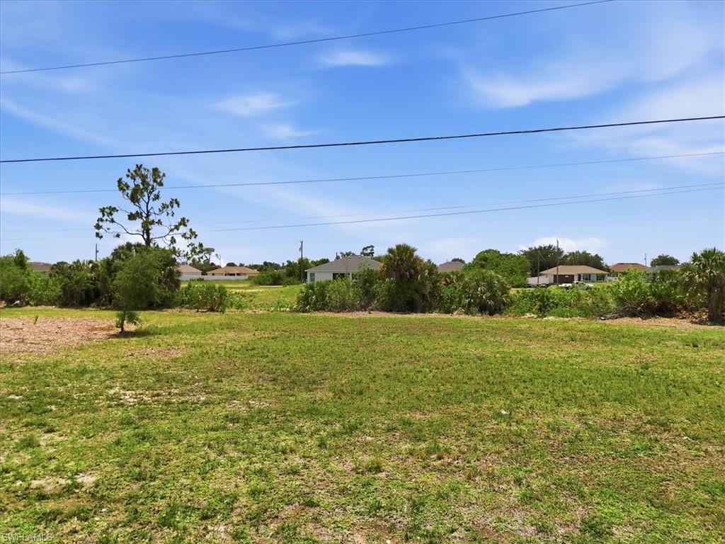 2912 Ne 1st Pl Property Photo 2