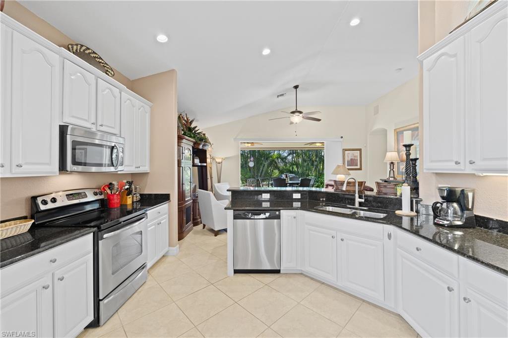 11980 Avalon Preserve Blvd Property Photo 8