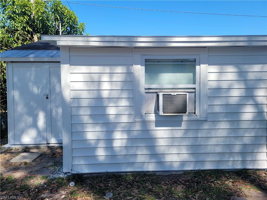 717 Burdick Ave Property Photo 2