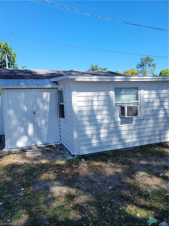717 Burdick Ave Property Photo 3