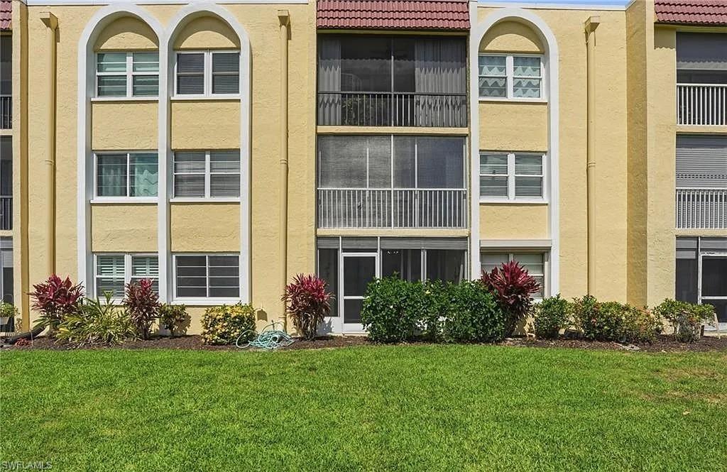 1085 Forest Lakes DR 8102 Property Photo 1