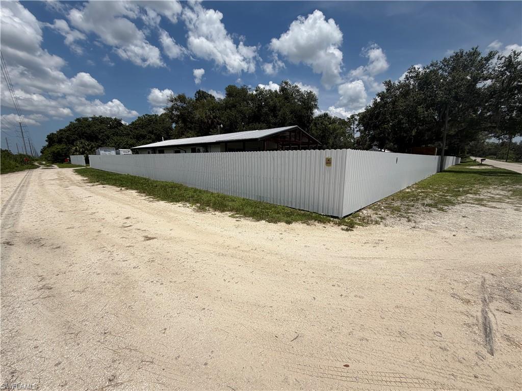 2850 Packinghouse Rd Property Photo 4