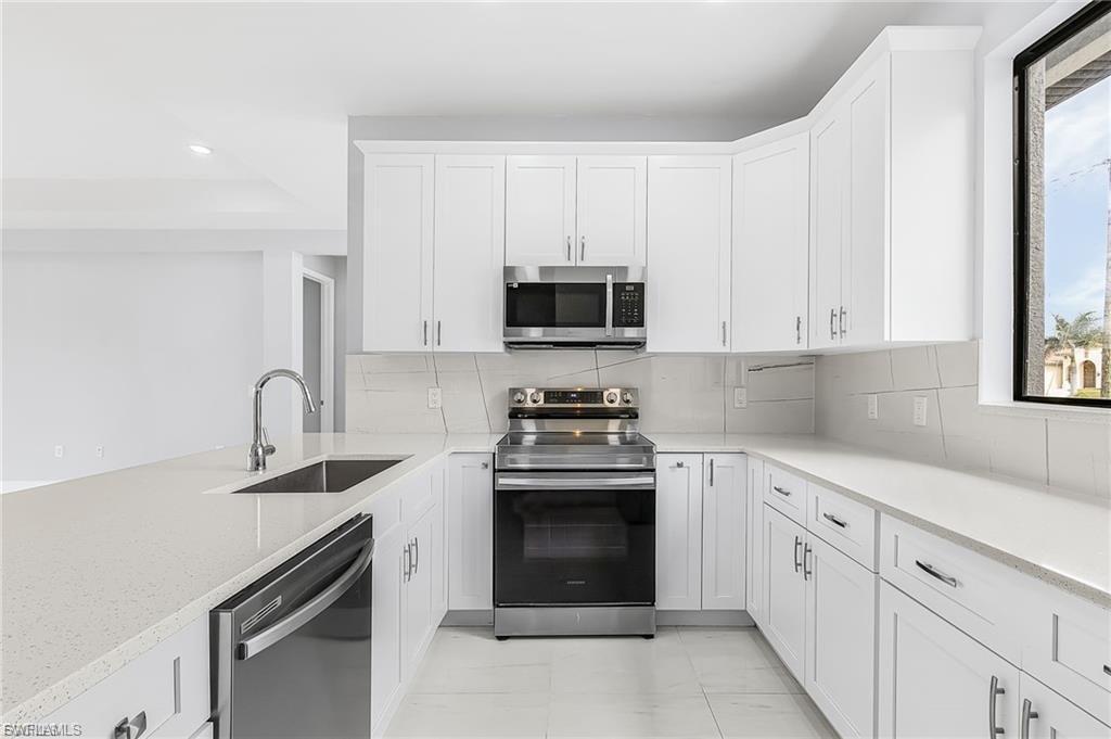 2602 Diplomat Pkwy W Property Photo 13
