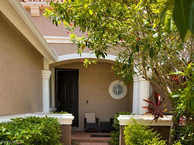 9575 Roundstone Cir Property Photo 4