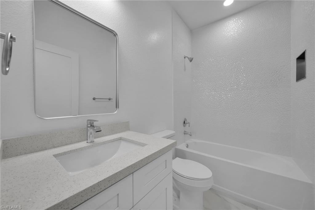 12061 Atoll Ave Property Photo 8