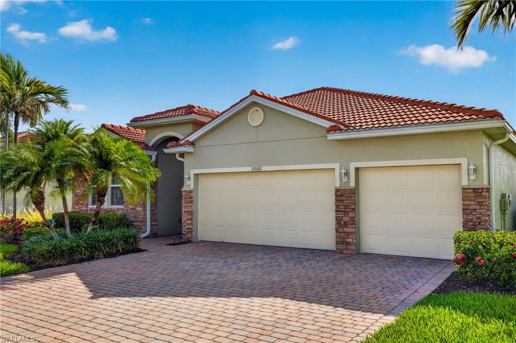 3000 Sunset Pointe Cir Property Photo 2