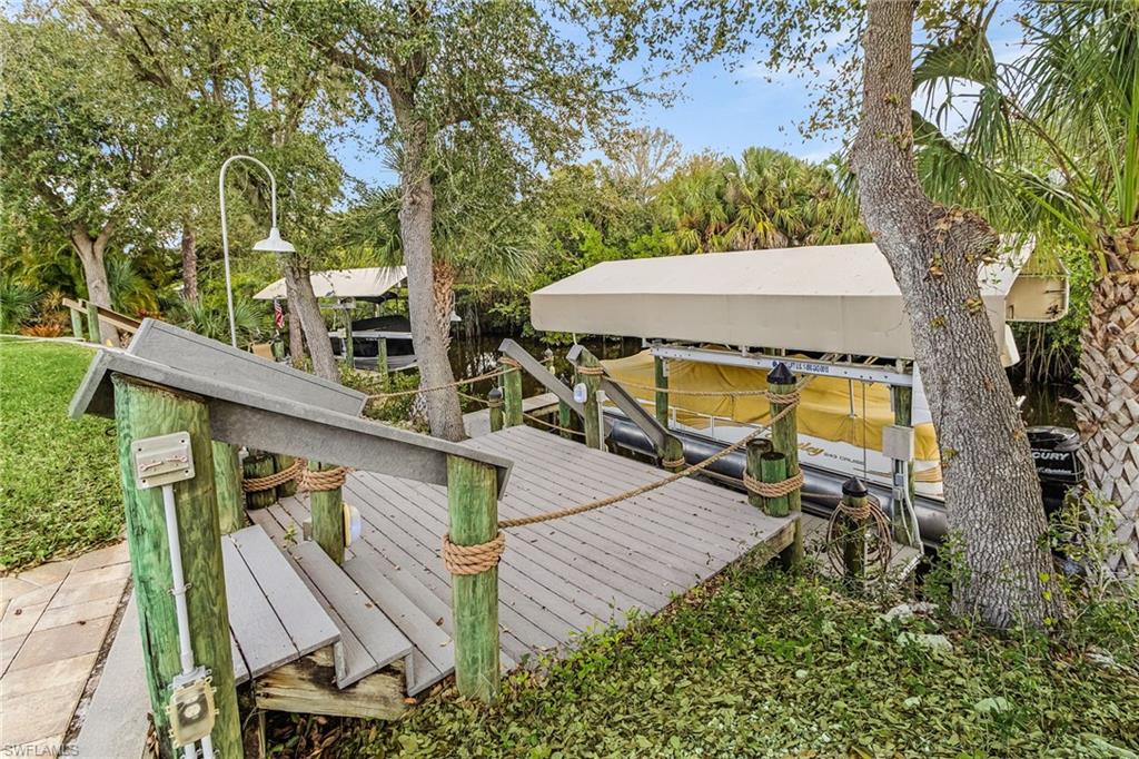 9262 Palm Island Cir Property Photo 3