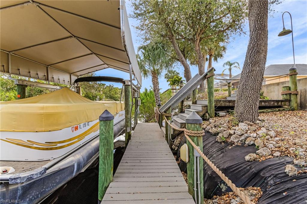 9262 Palm Island Cir Property Photo 6