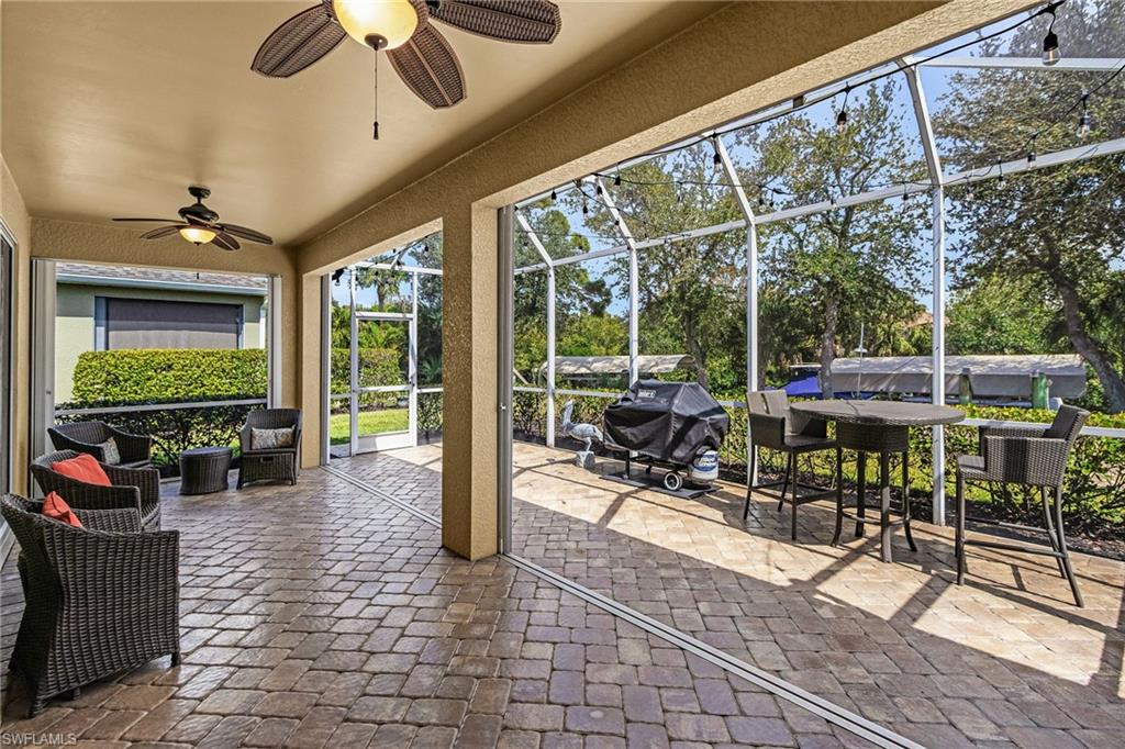 9262 Palm Island Cir Property Photo 7