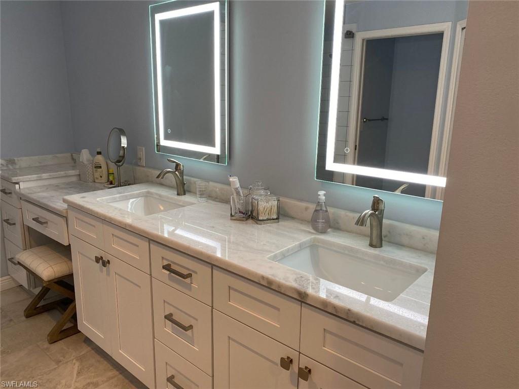 8361 Grand Palm Dr 2 Property Photo 7