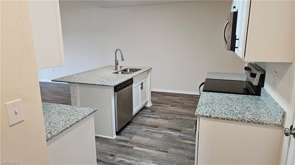 9028 Aegean Cir Property Photo 5