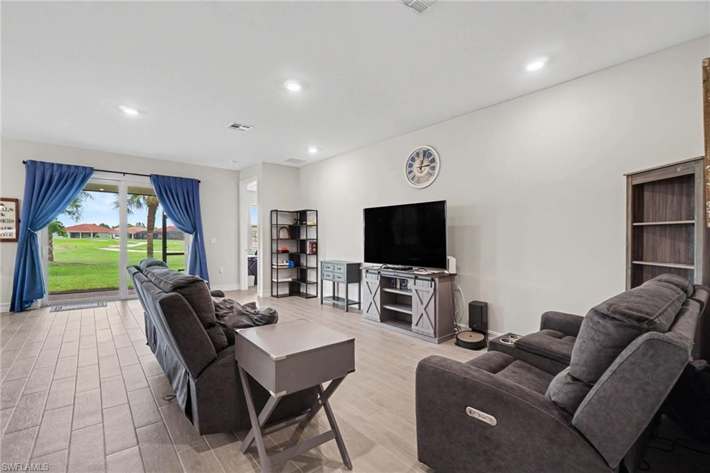 3421 Cherry Palm Dr Property Photo 3
