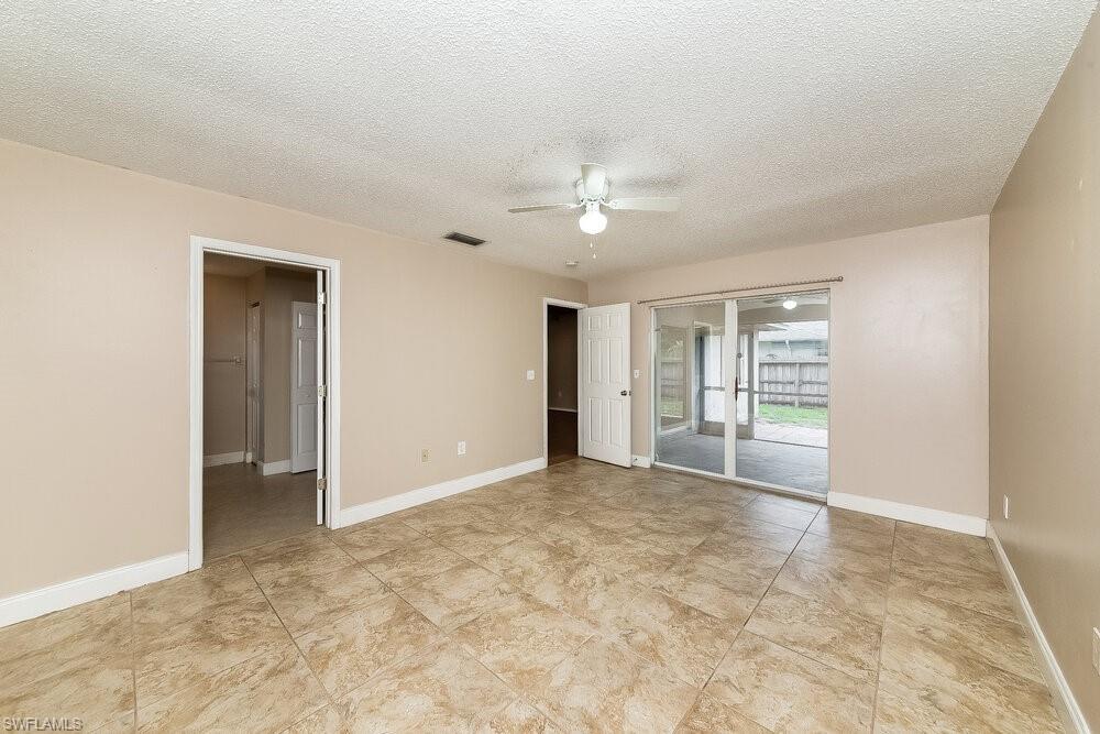 4208 76th Dr E Property Photo 9