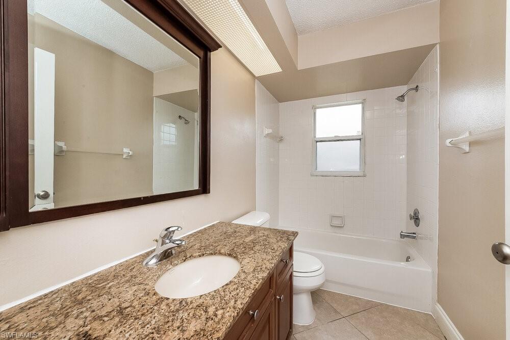 4208 76th Dr E Property Photo 15
