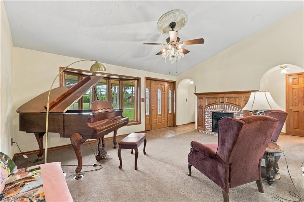10910 Irish Ln Property Photo 12