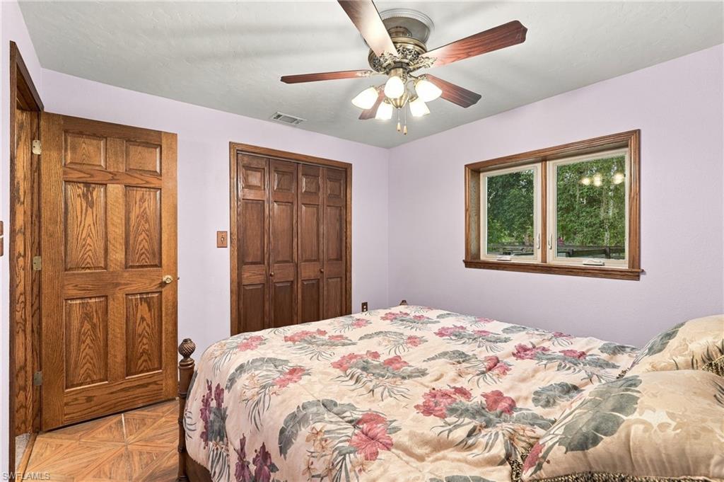 10910 Irish Ln Property Photo 22