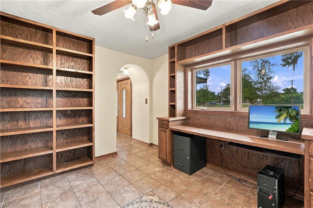 10910 Irish Ln Property Photo 24