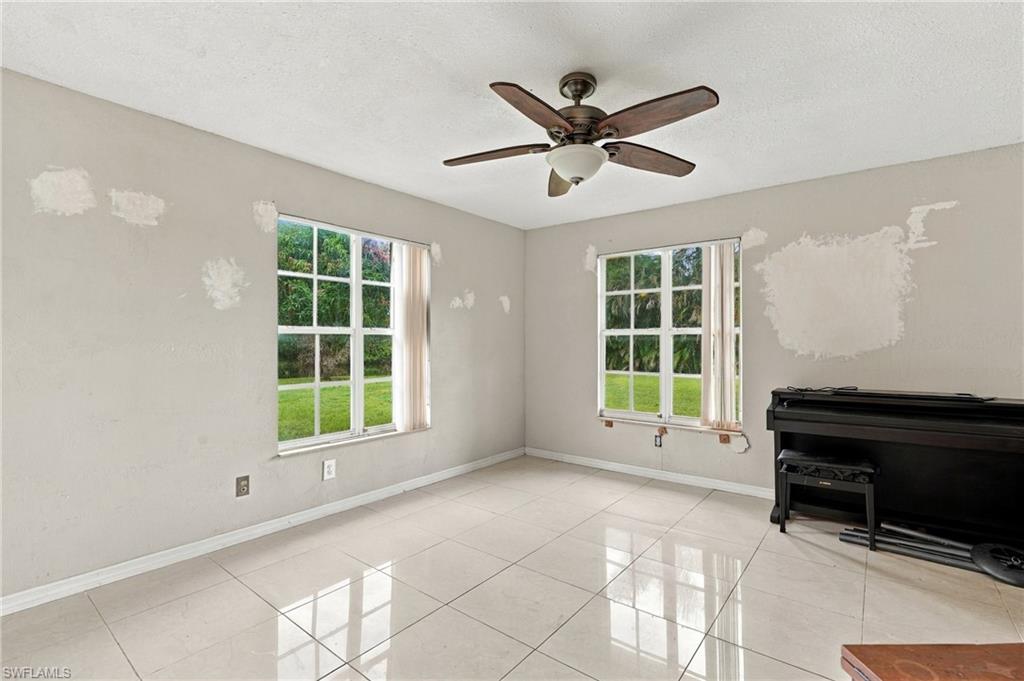 10910 Irish Ln Property Photo 32