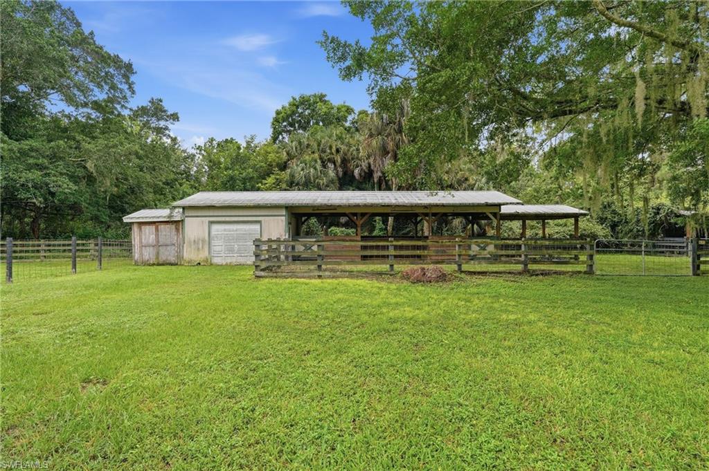 10910 Irish Ln Property Photo 36