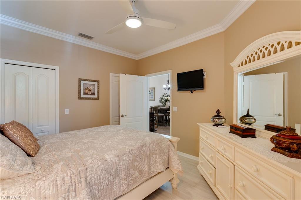 1118 Sweetwater Ln 1305 Property Photo 14