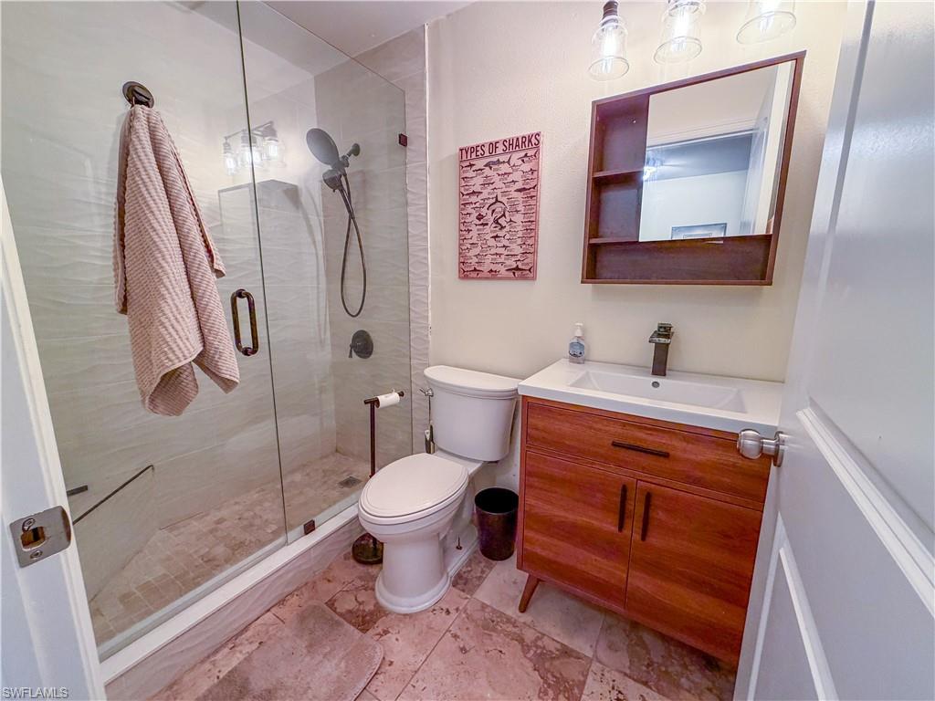 5713 Foxlake Dr 2 Property Photo 12