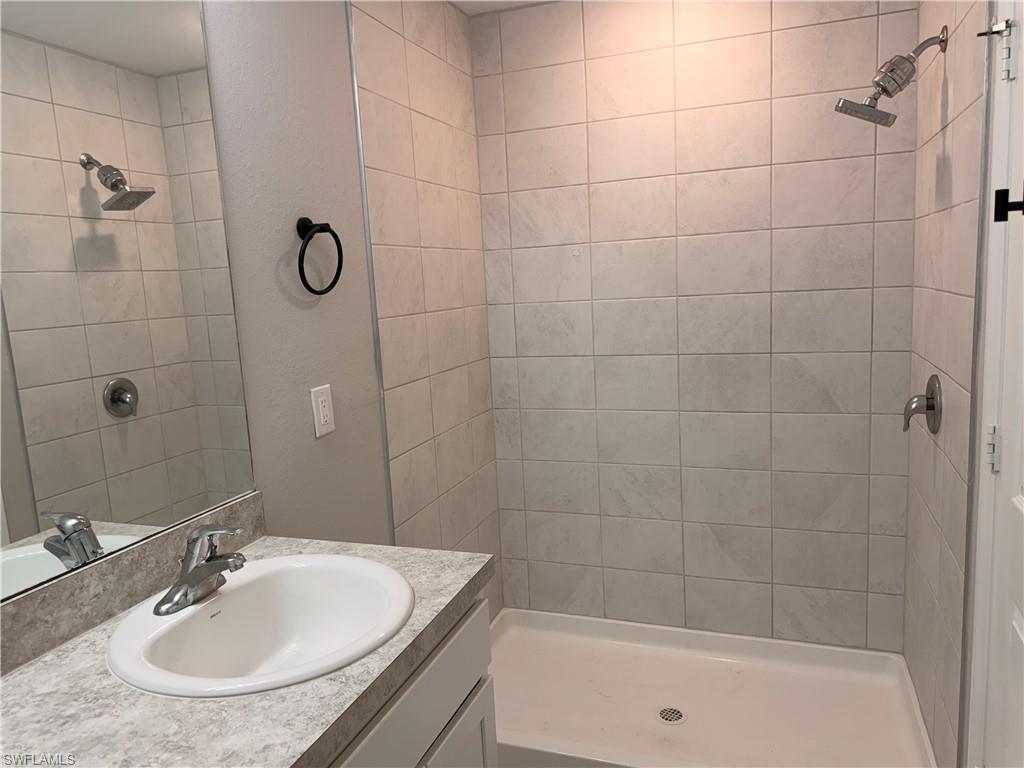 3214 Ne 14th Pl Property Photo 14