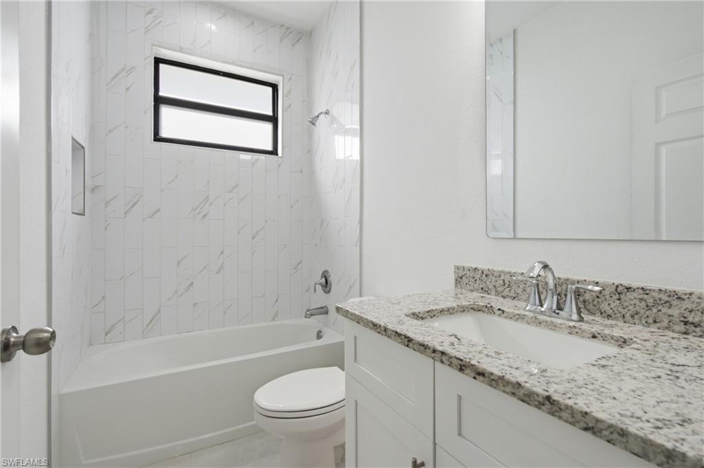 1002 E 5th St Property Photo 31