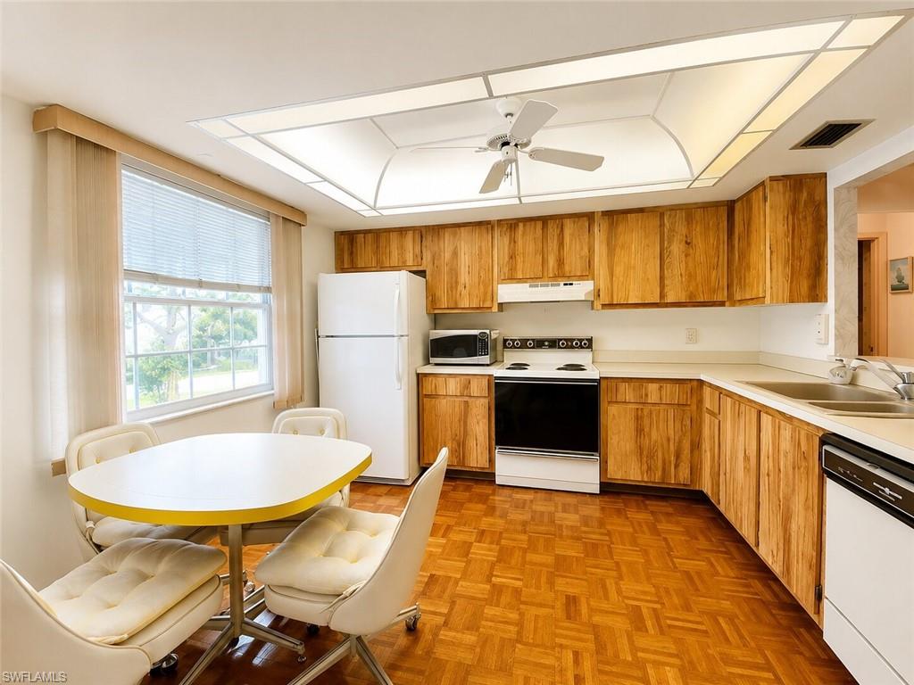 7074 Nantucket Cir 5 Property Photo 8