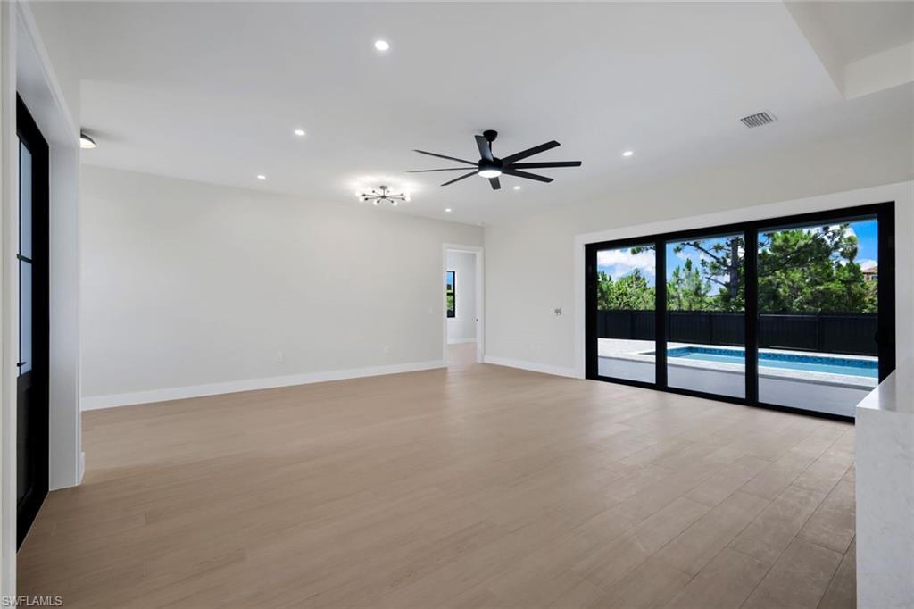 15029 Acorn Cir Property Photo 12