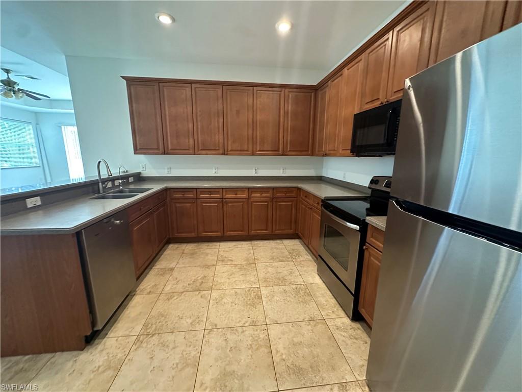 26527 Robin Way Property Photo 8