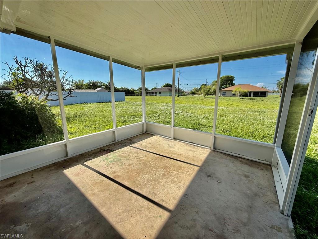 406 Parkside St Property Photo 5